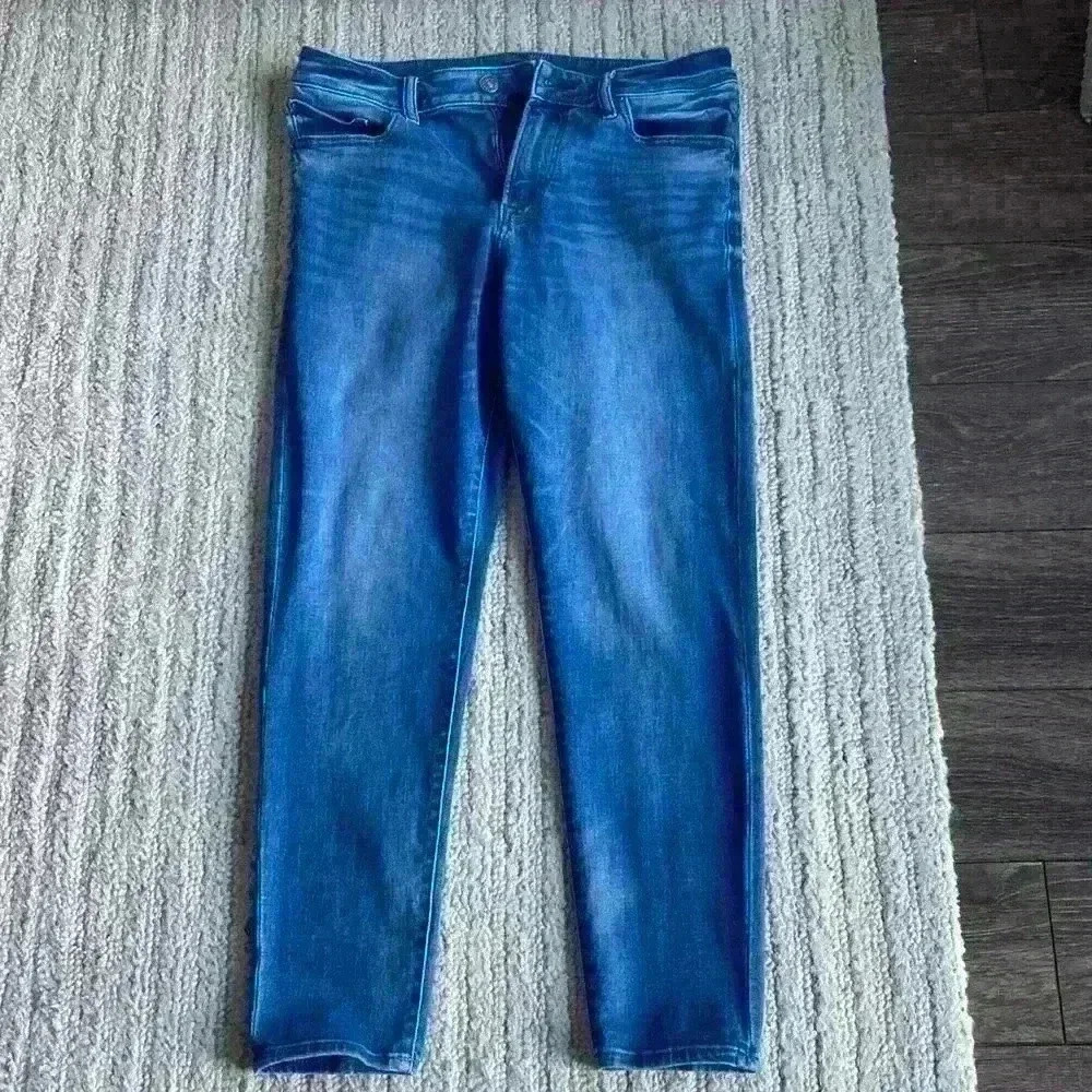 Express Athletic Skinny Jeans Medium Blue Stretch 33x32